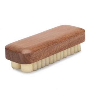 Креповая щетка для замши Famaco Brosse Crepe Bois De Bubenga